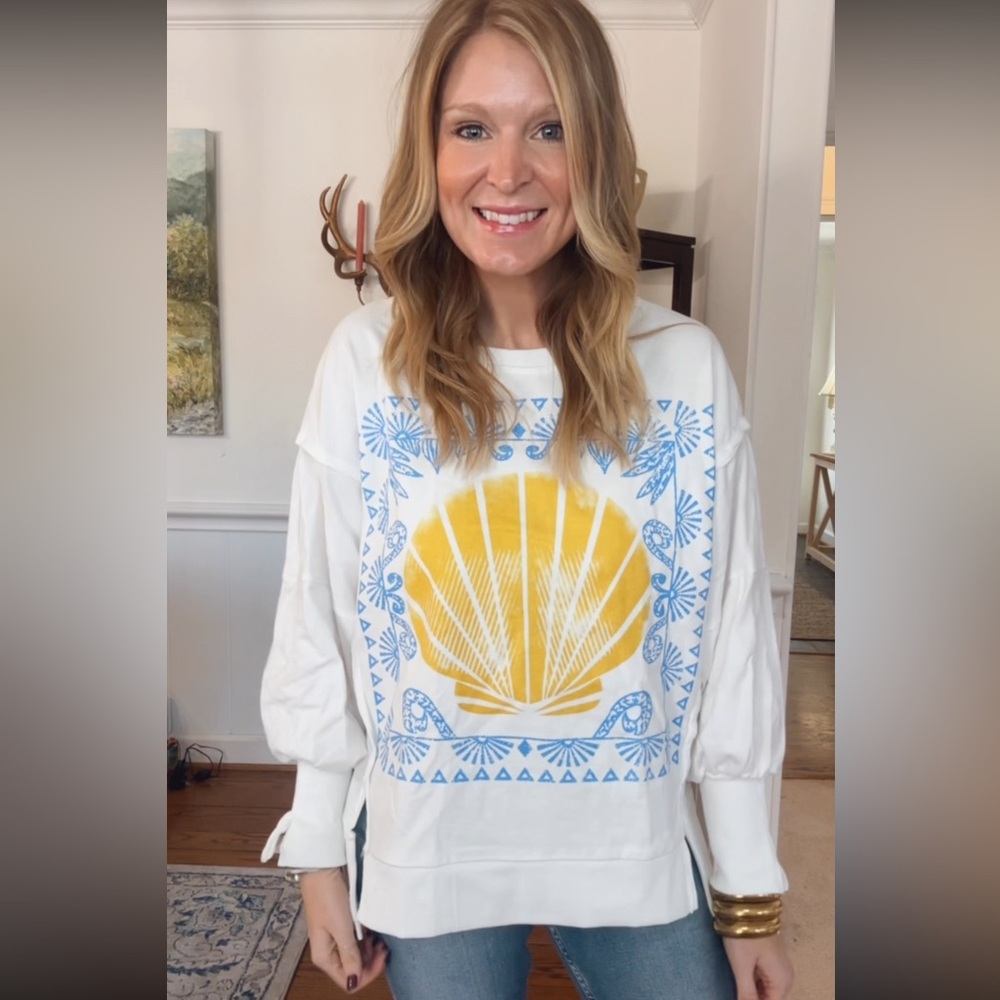 Worn once. Amazon oversized Sweatshirt with shell design.

JCrew, Nordstrom,